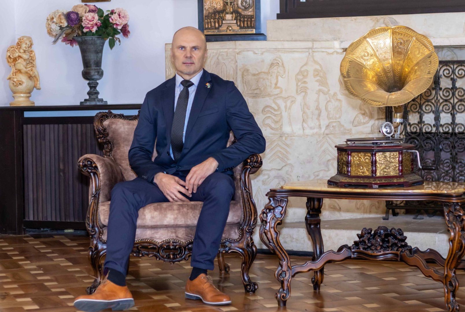 EkoGroup și Cătălin Cârcu: expertiză în campanii DOOH de efect 8 EkoGroup și Cătălin Cârcu: expertiză în campanii DOOH de efect