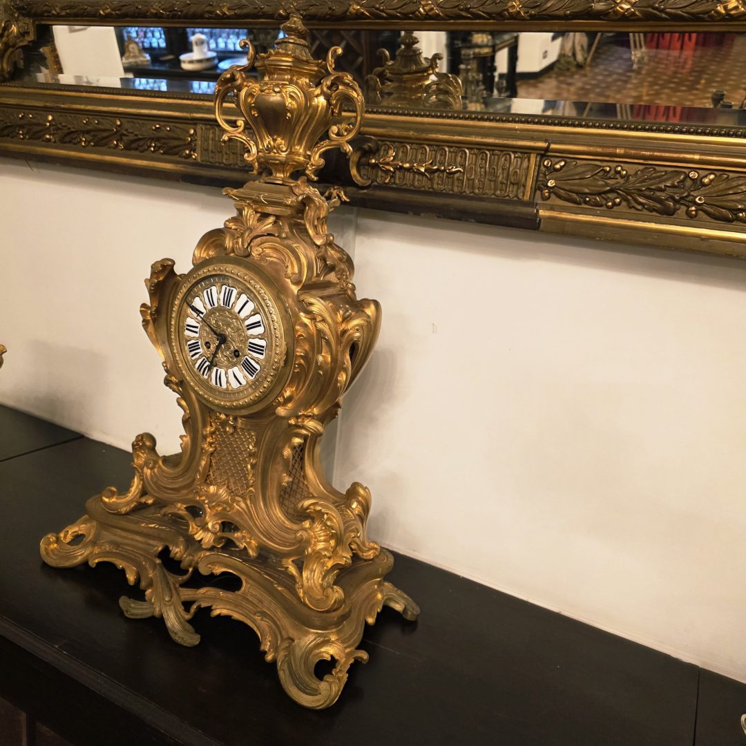 Galeriile de Artă A. Rădulescu inaugurează la Eko Group Vila un program exclusivist de cursuri de artă pentru mediul corporate 7 Galeriile de Artă A. Rădulescu inaugurează la Eko Group Vila un program exclusivist de cursuri de artă pentru mediul corporate